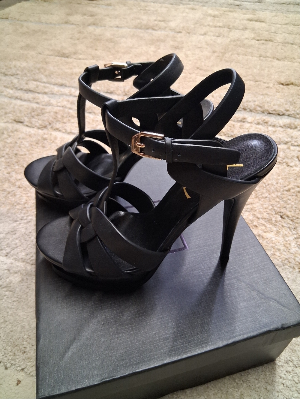 NEW Womens Saint Laurent Tribute Patent Sandals, 4" Heel Black